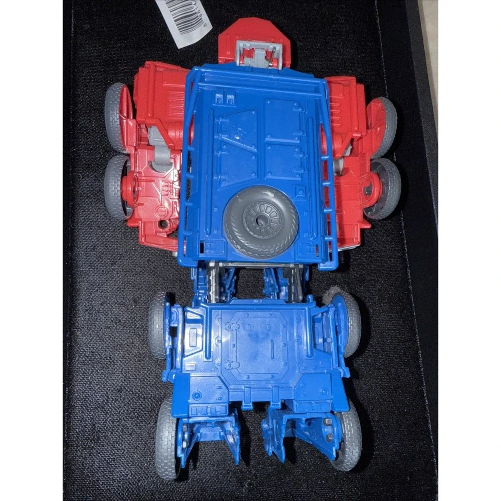 Transformer Rise Of‎ The Beast Smash Changer. Optimus Prime Action Figure 4104.